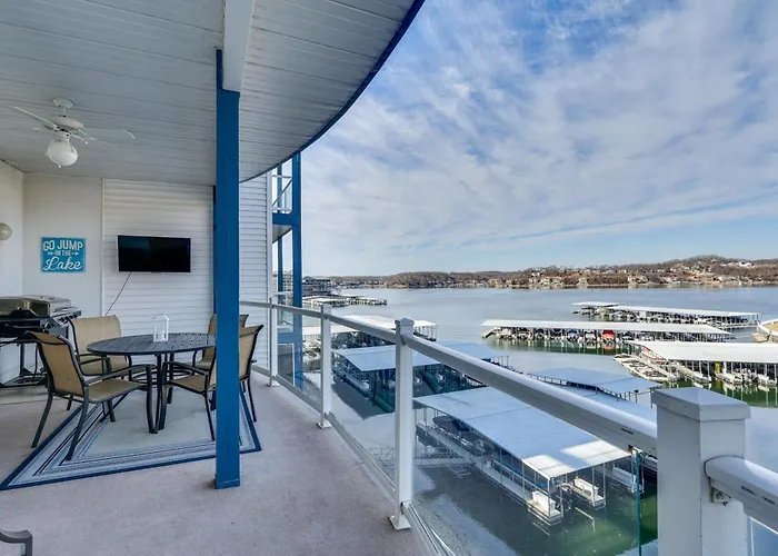 Lake Ozark Condo W/ Water Views & Pool Access!
