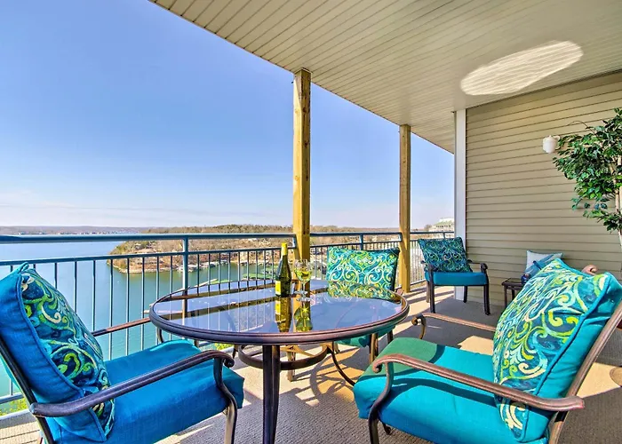 Family Condo W/ Views & Pool Access In Lake Ozark!
