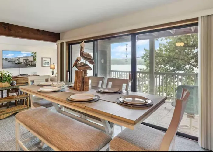 Pelican Bay Getaway